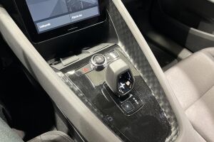 POLESTAR 2 esikatselu 22