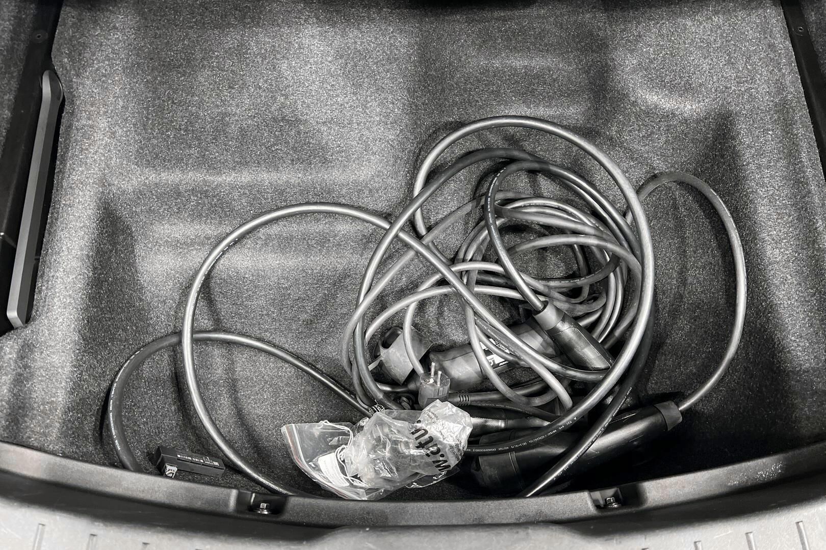 POLESTAR 2 iso kuva 36