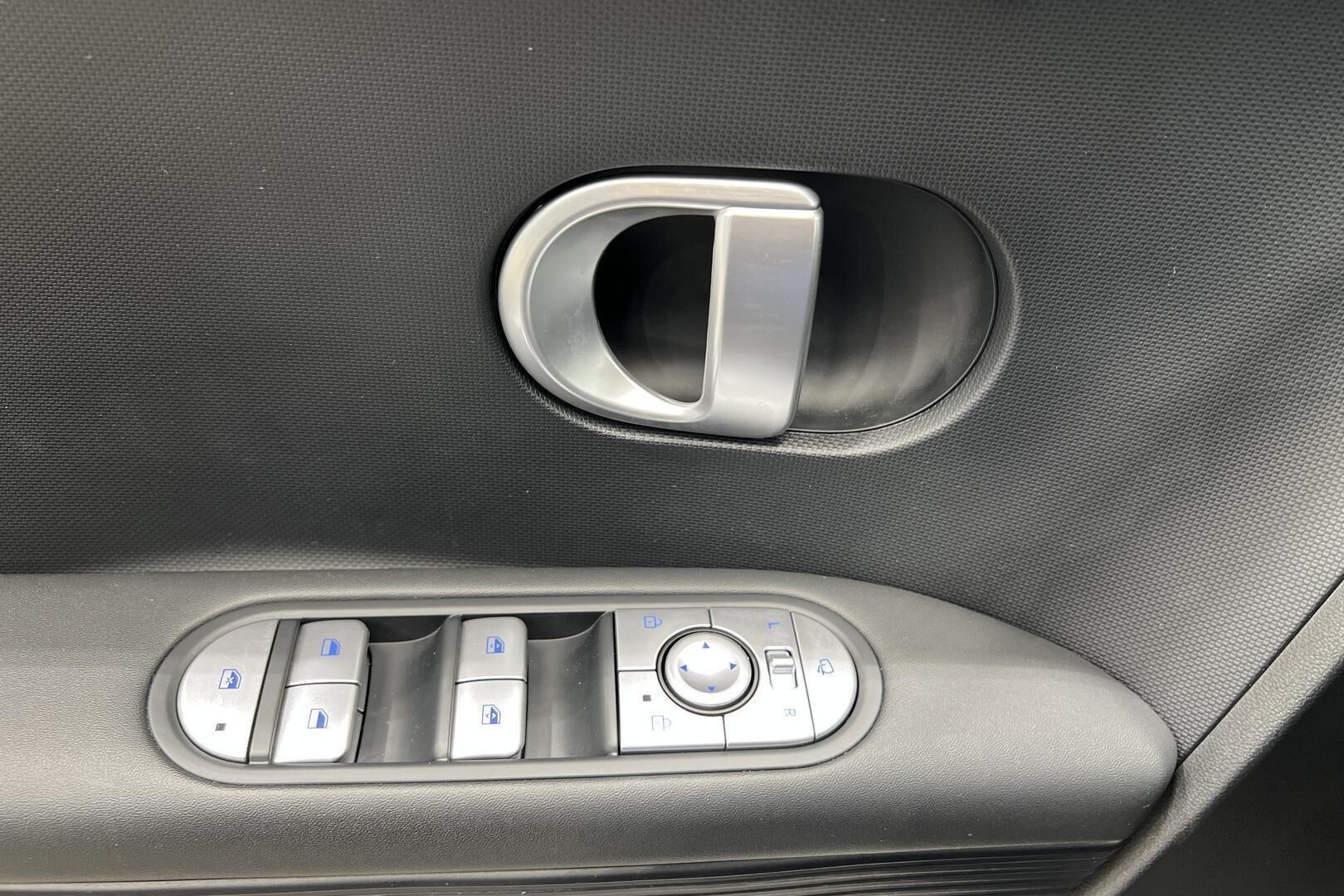 HYUNDAI IONIQ 5 iso kuva 24