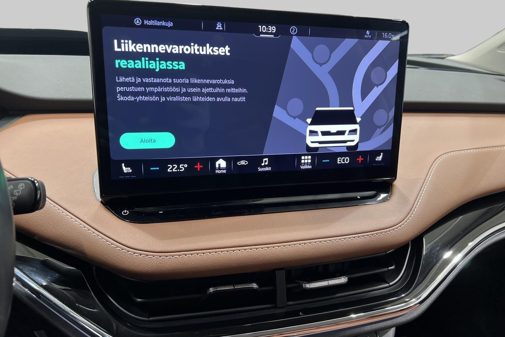 SKODA ENYAQ iso kuva 23