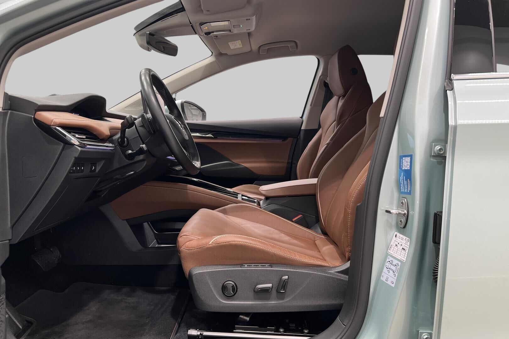 SKODA ENYAQ iso kuva 8