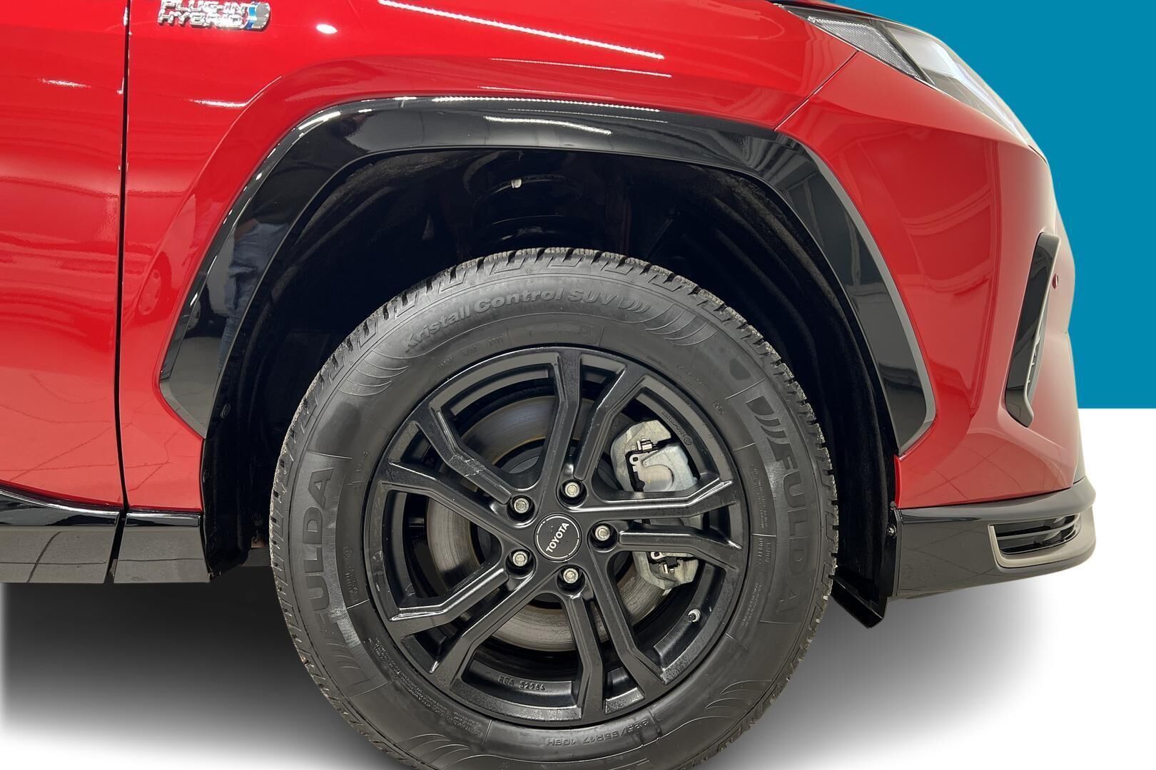 TOYOTA RAV4 PLUG-IN iso kuva 8