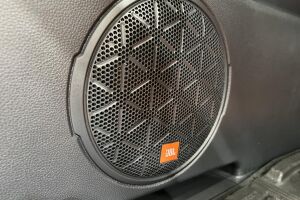 TOYOTA RAV4 PLUG-IN esikatselu 25