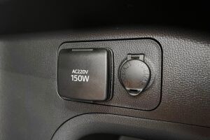 TOYOTA RAV4 PLUG-IN esikatselu 26