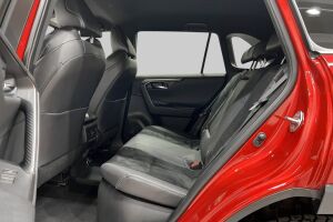 TOYOTA RAV4 PLUG-IN esikatselu 33
