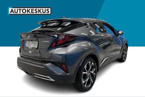 TOYOTA C-HR esikatselu 4