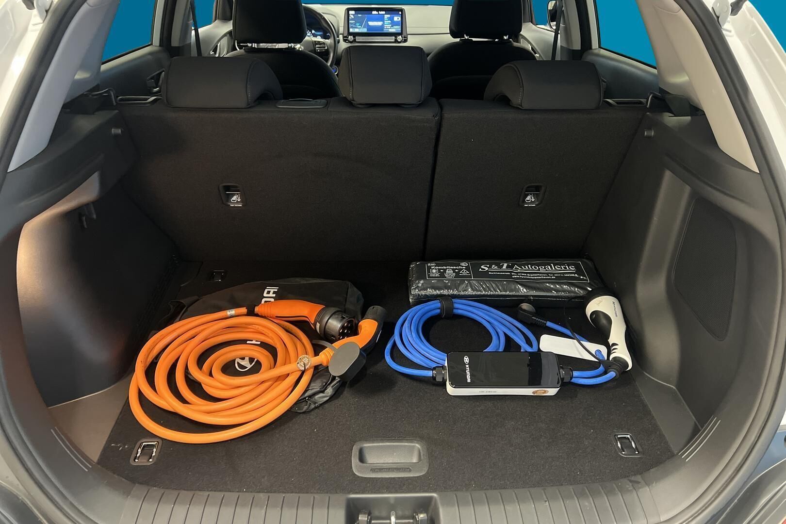 HYUNDAI KONA iso kuva 10