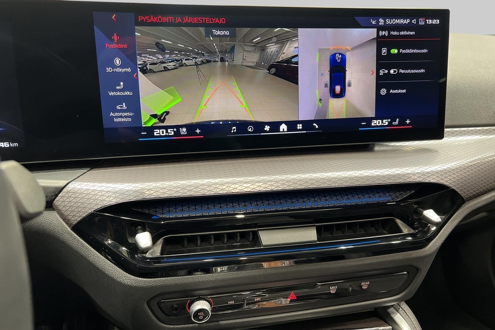 BMW I4 M50 iso kuva 37