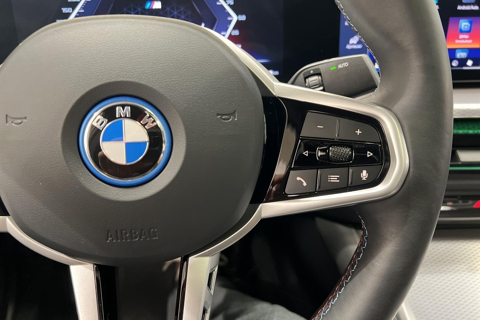 BMW I4 M50 iso kuva 20