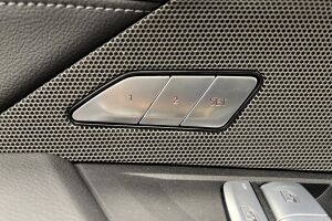 BMW I4 M50 esikatselu 25