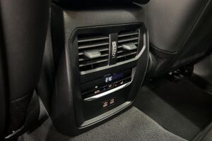 BMW I4 M50 esikatselu 27