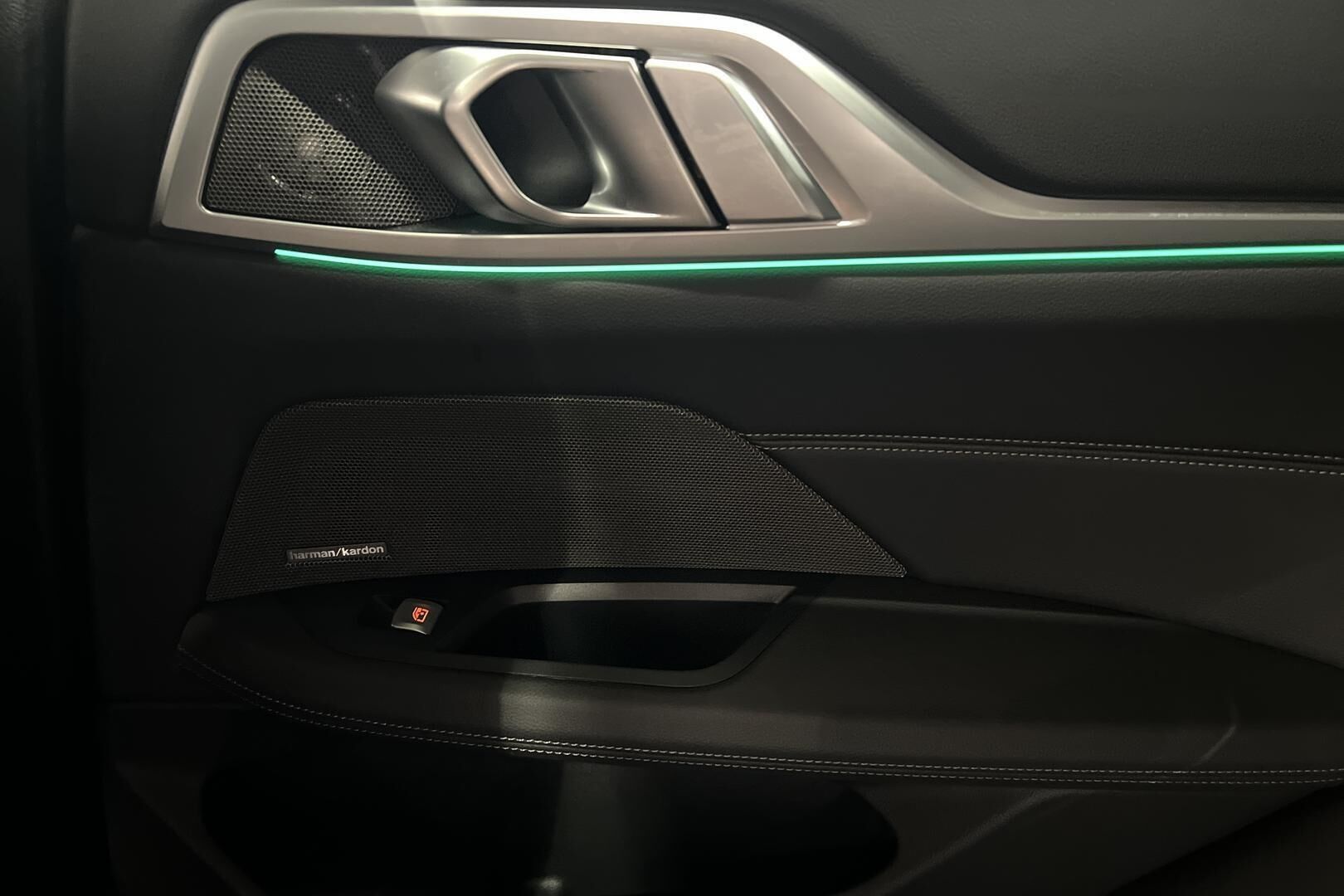 BMW I4 M50 iso kuva 29