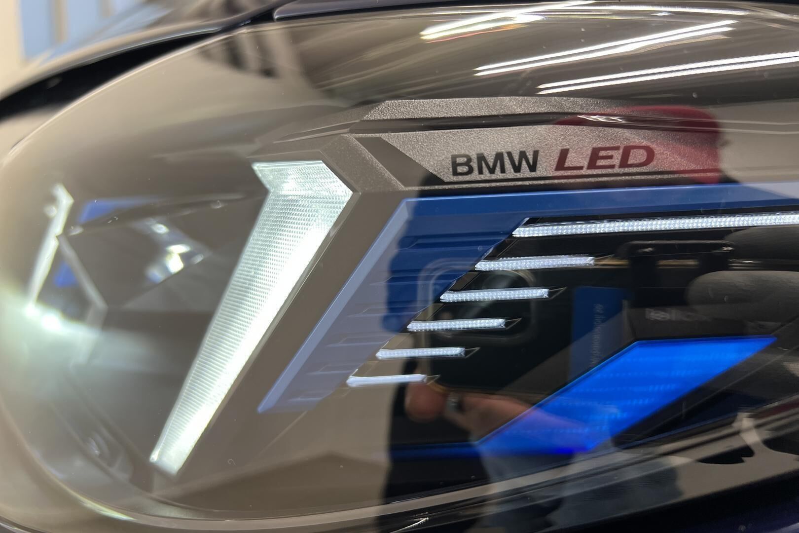 BMW I4 M50 iso kuva 32