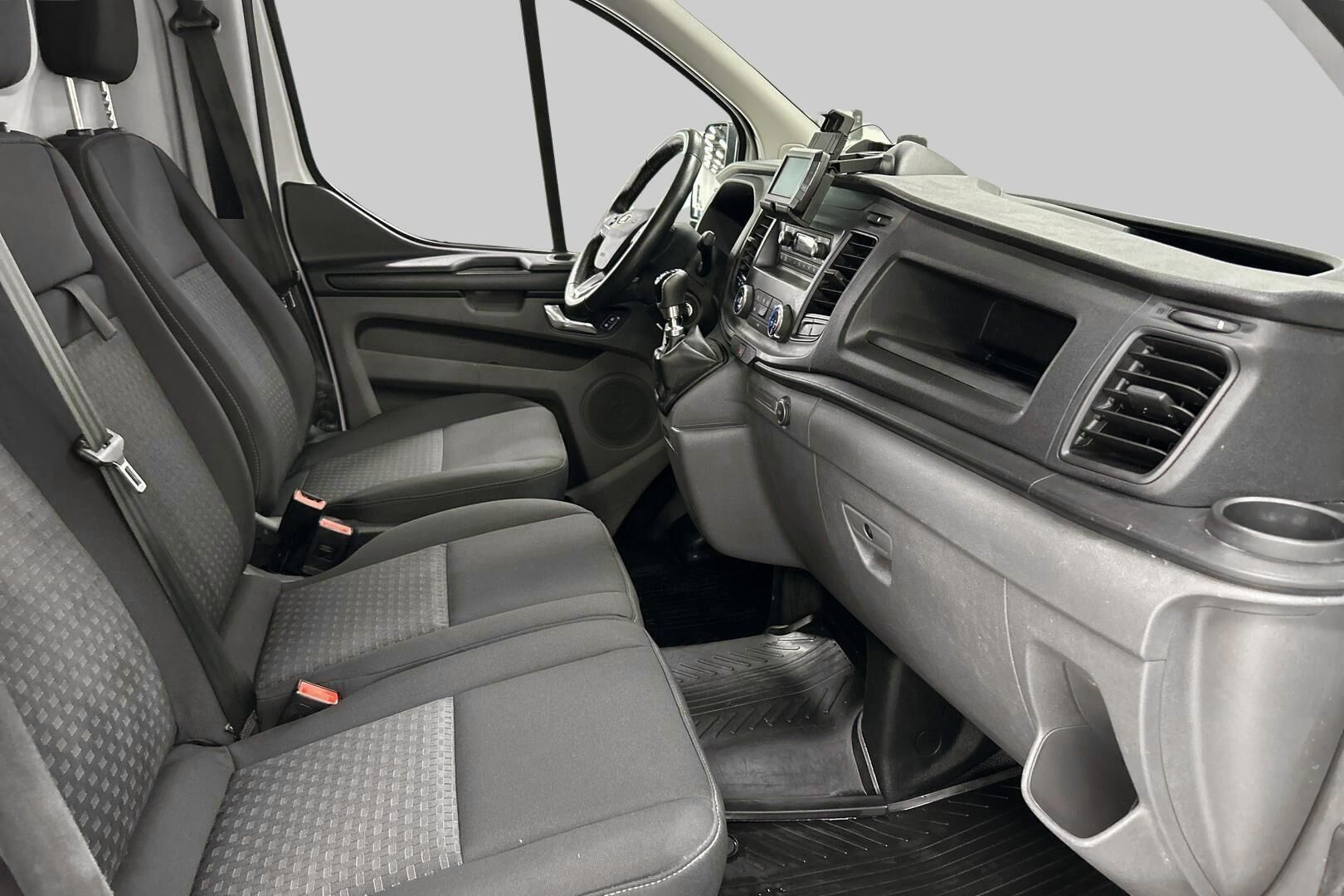 FORD Transit Custom iso kuva 7