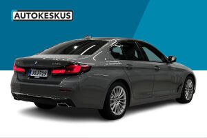 BMW 5-SARJA esikatselu 5