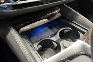 BMW 5-SARJA esikatselu 32