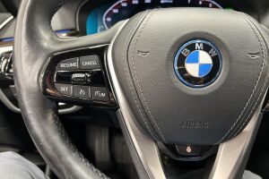 BMW 5-SARJA esikatselu 20