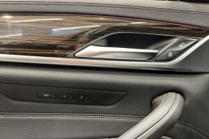 BMW 5-SARJA esikatselu 22