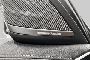 BMW 5-SARJA esikatselu 25