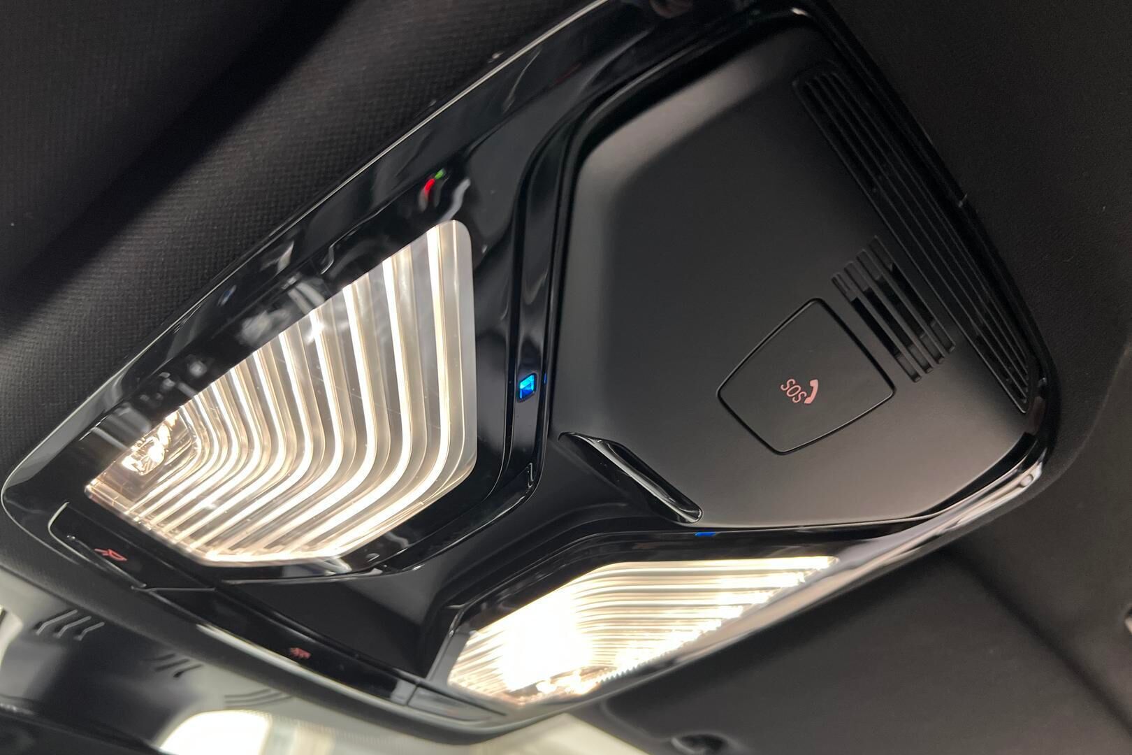 BMW 5-SARJA iso kuva 28