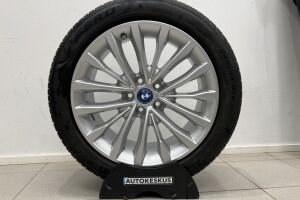 BMW 5-SARJA esikatselu 36