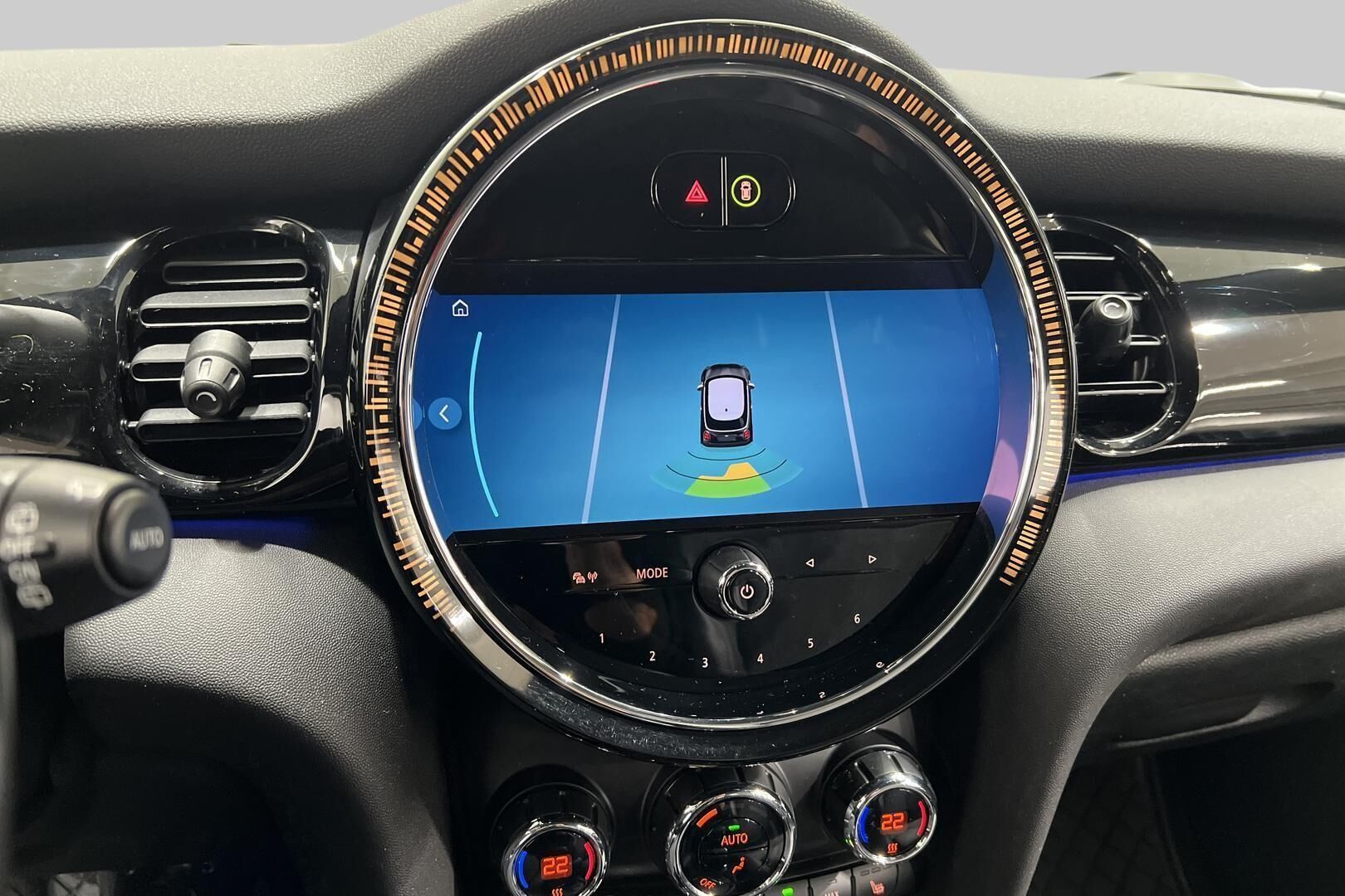 MINI COOPER iso kuva 14