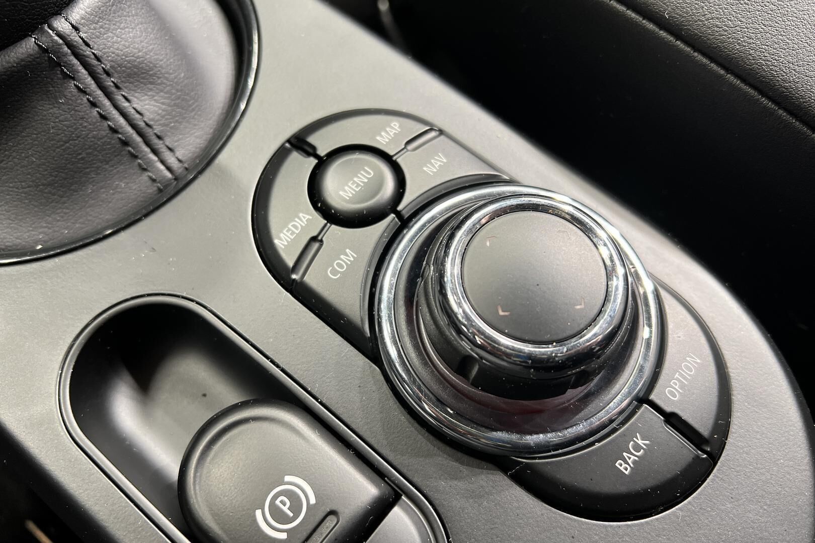 MINI COOPER iso kuva 22