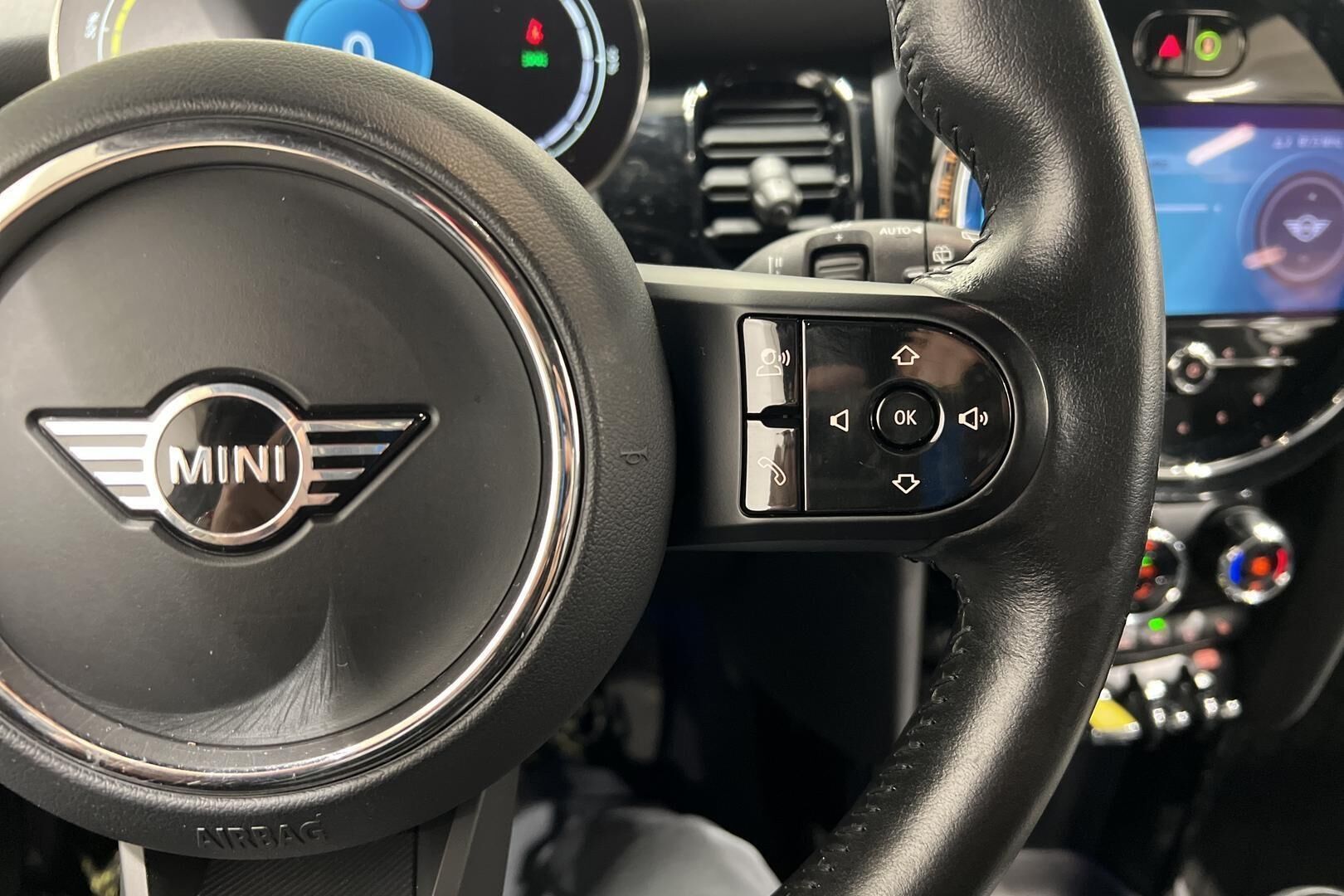 MINI COOPER iso kuva 23