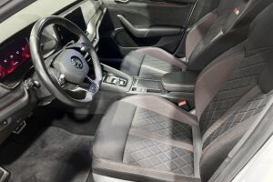 SKODA OCTAVIA esikatselu 9