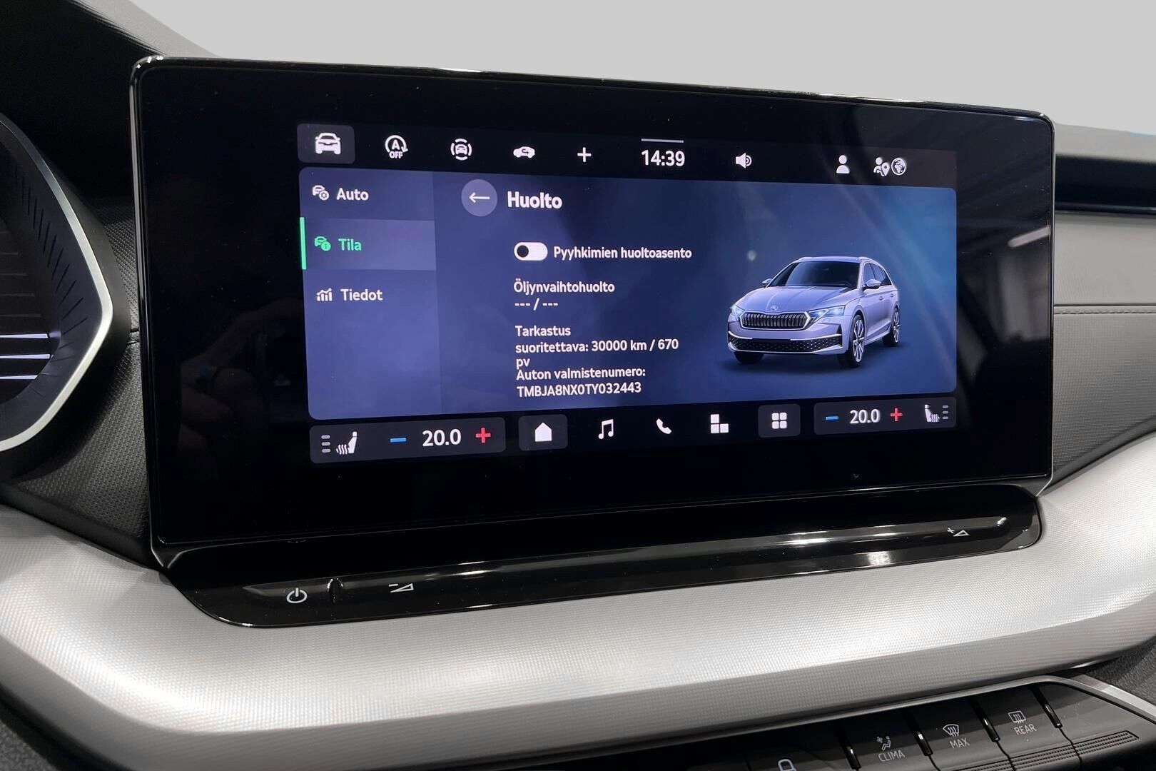 Skoda Octavia iso kuva 15