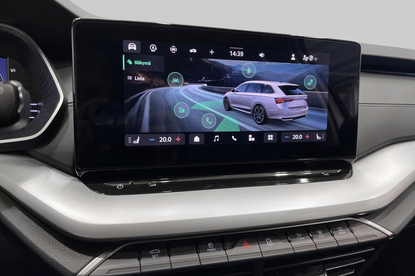 Skoda Octavia iso kuva 17