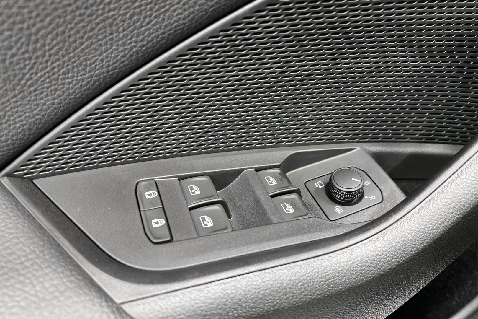 Skoda Octavia iso kuva 27