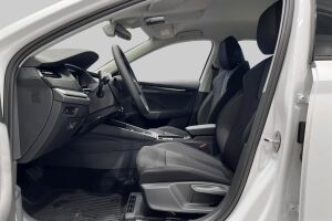 Skoda Octavia esikatselu 9