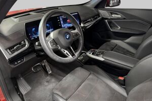 BMW iX1 esikatselu 8