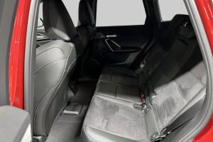 BMW iX1 esikatselu 7
