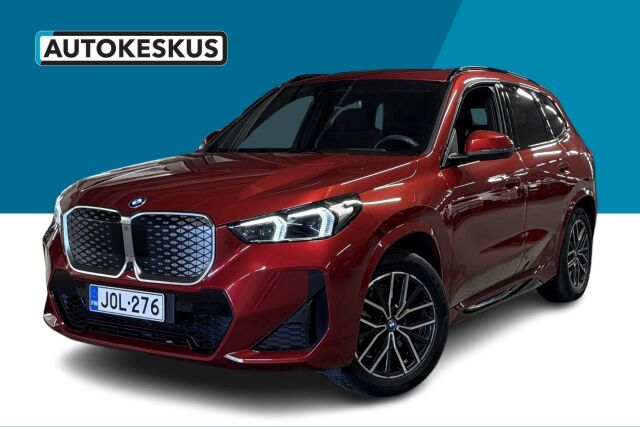 BMW iX1