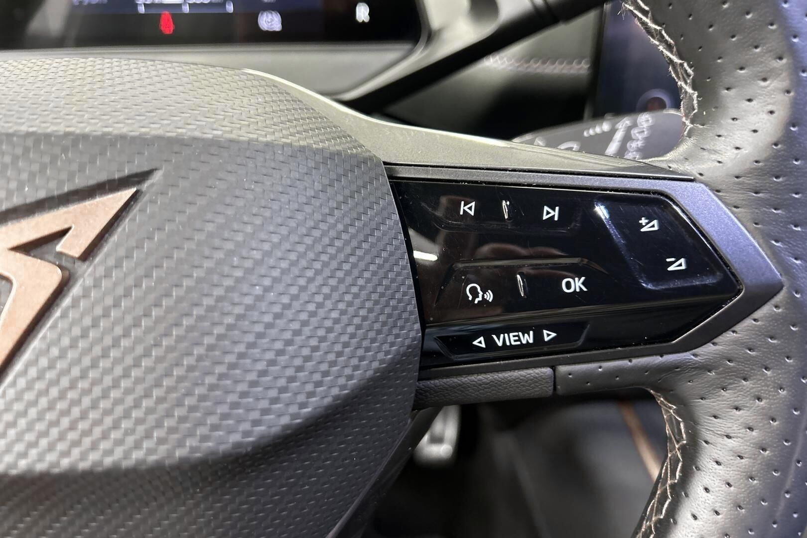 CUPRA Born iso kuva 17