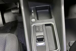 Ford Transit Connect esikatselu 17