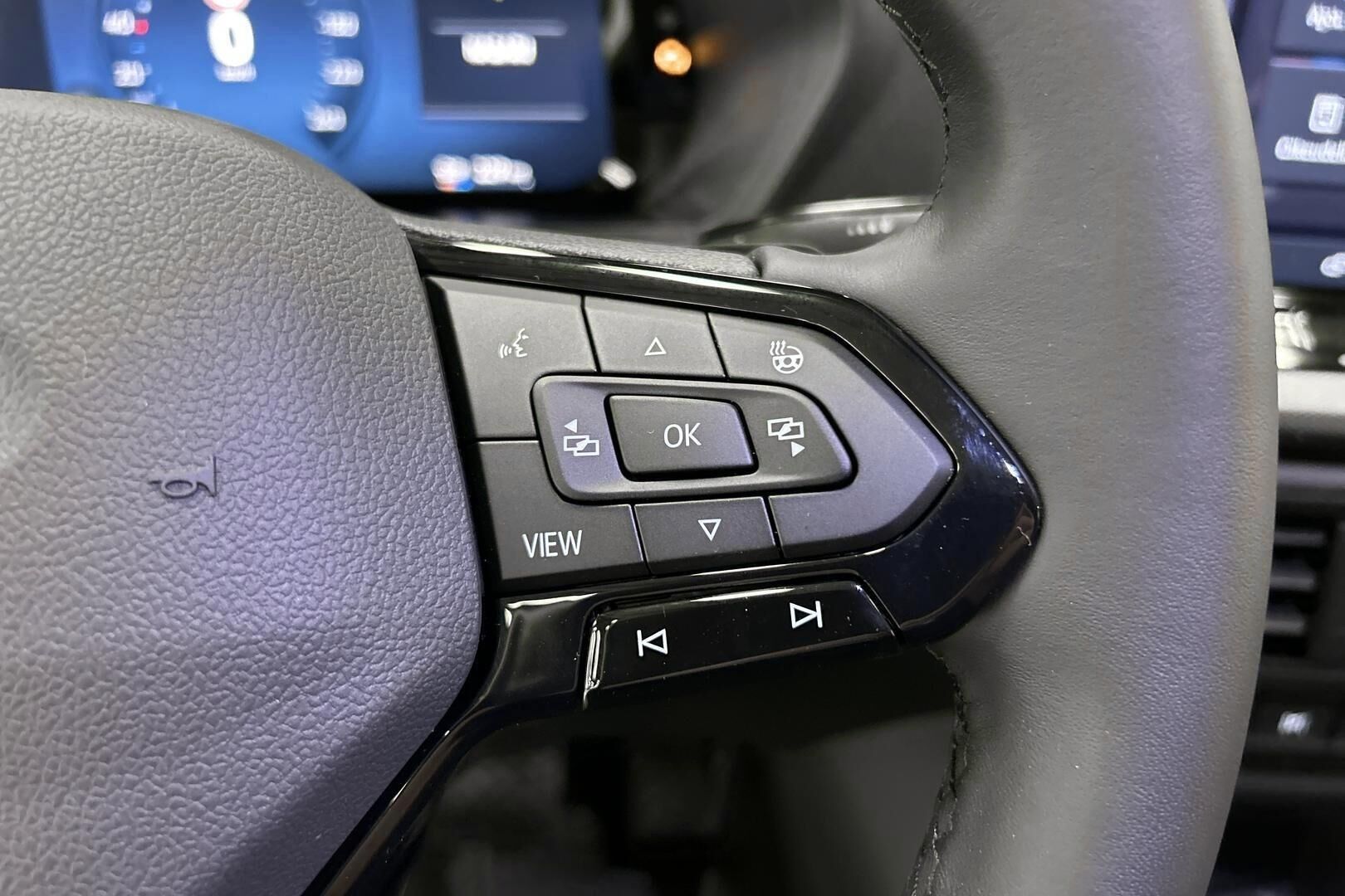 Ford Transit Connect iso kuva 18