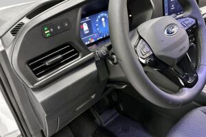 Ford Transit Connect esikatselu 28