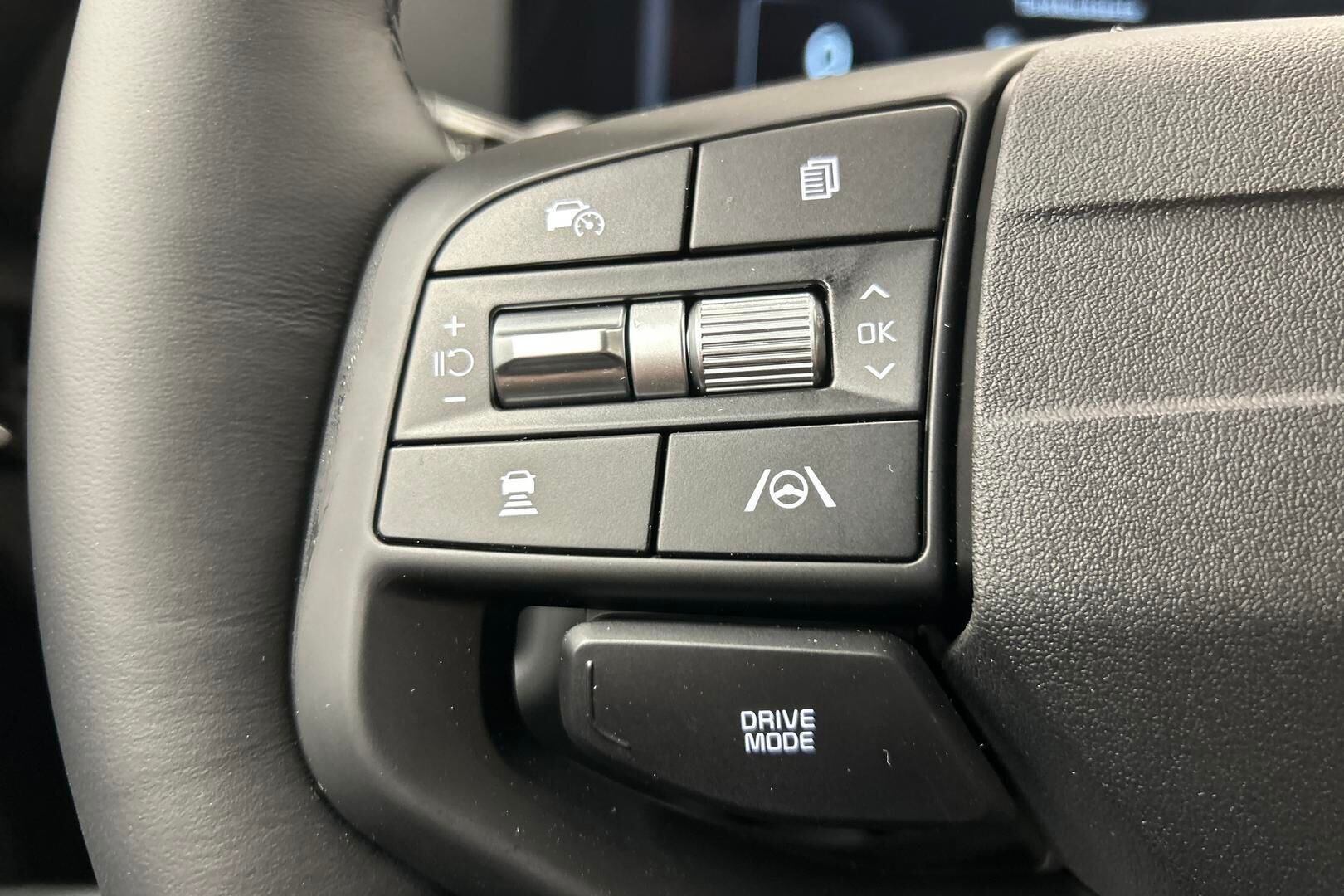 Kia Sportage iso kuva 11