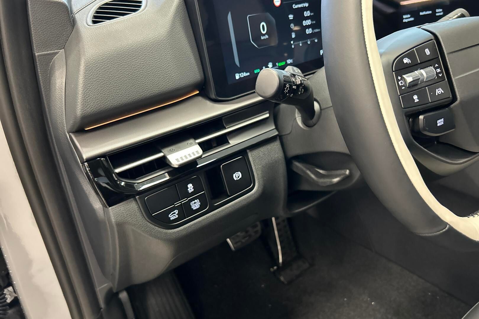 KIA Sportage iso kuva 30