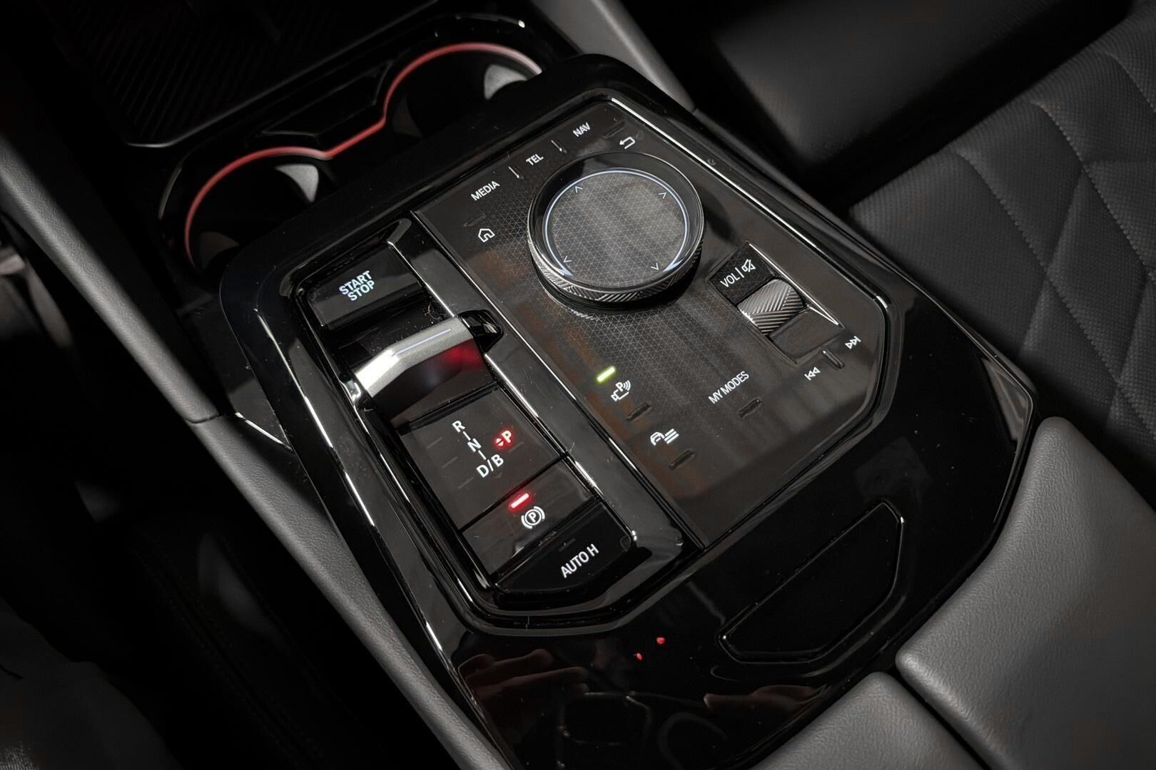 BMW I5 iso kuva 34