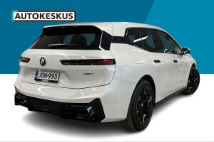 BMW iX esikatselu 21
