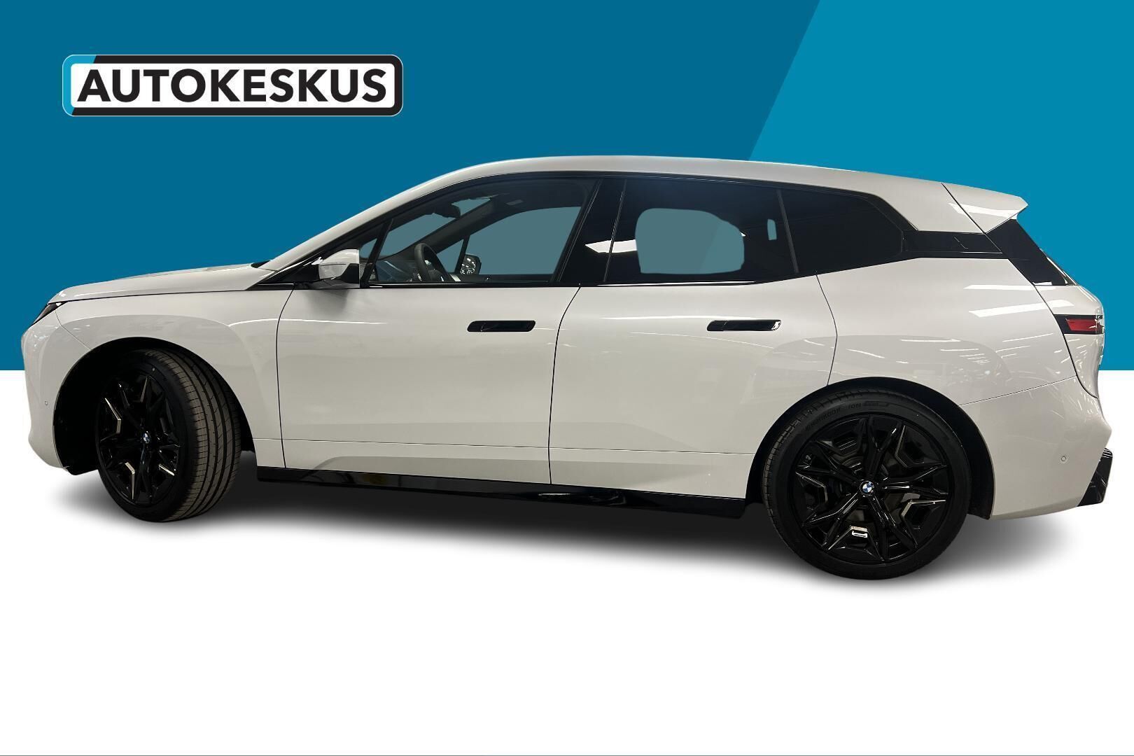 BMW iX iso kuva 4