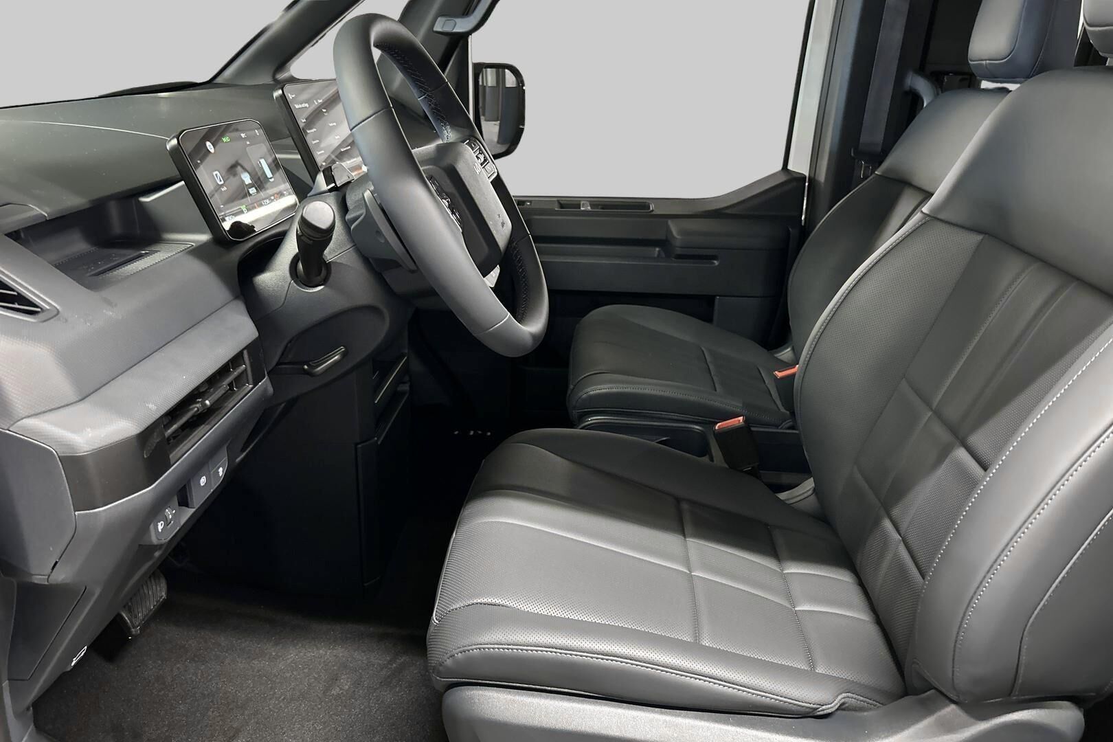 Kia PV5 iso kuva 8
