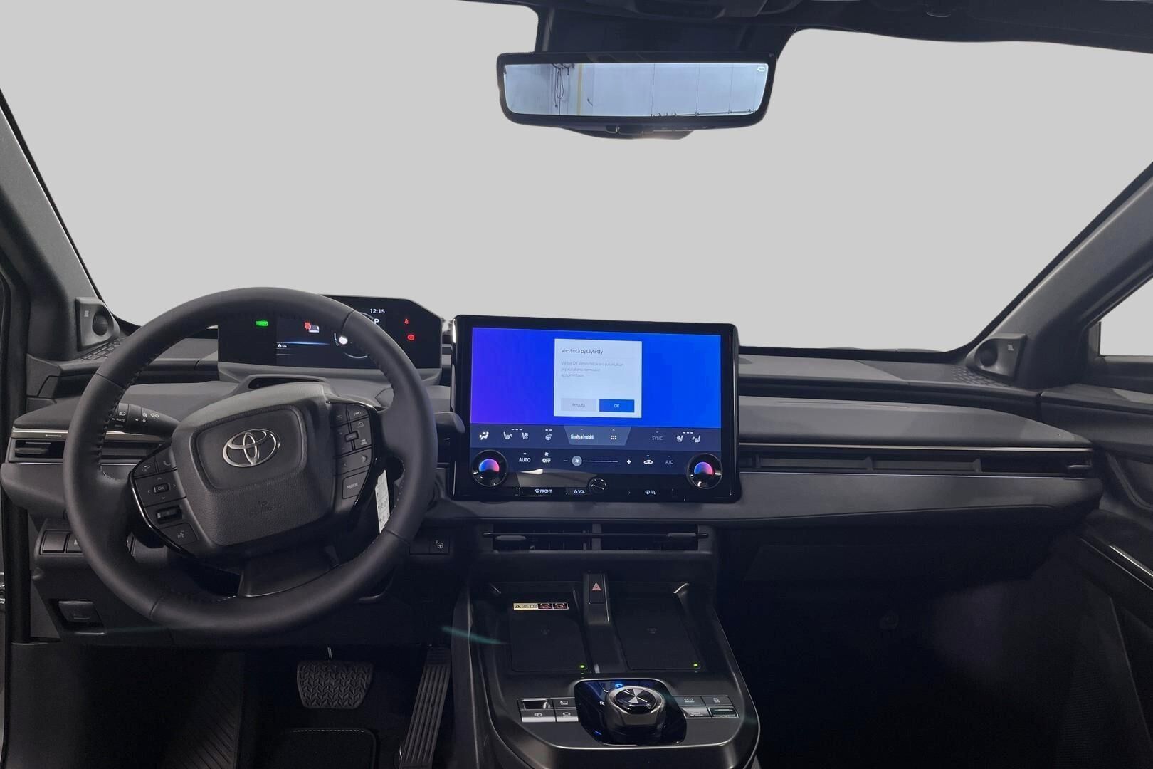 Toyota bZ4X iso kuva 11