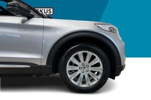FORD EXPLORER esikatselu 13