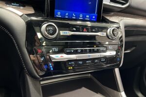FORD EXPLORER esikatselu 22