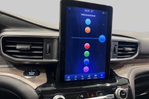 FORD EXPLORER esikatselu 23
